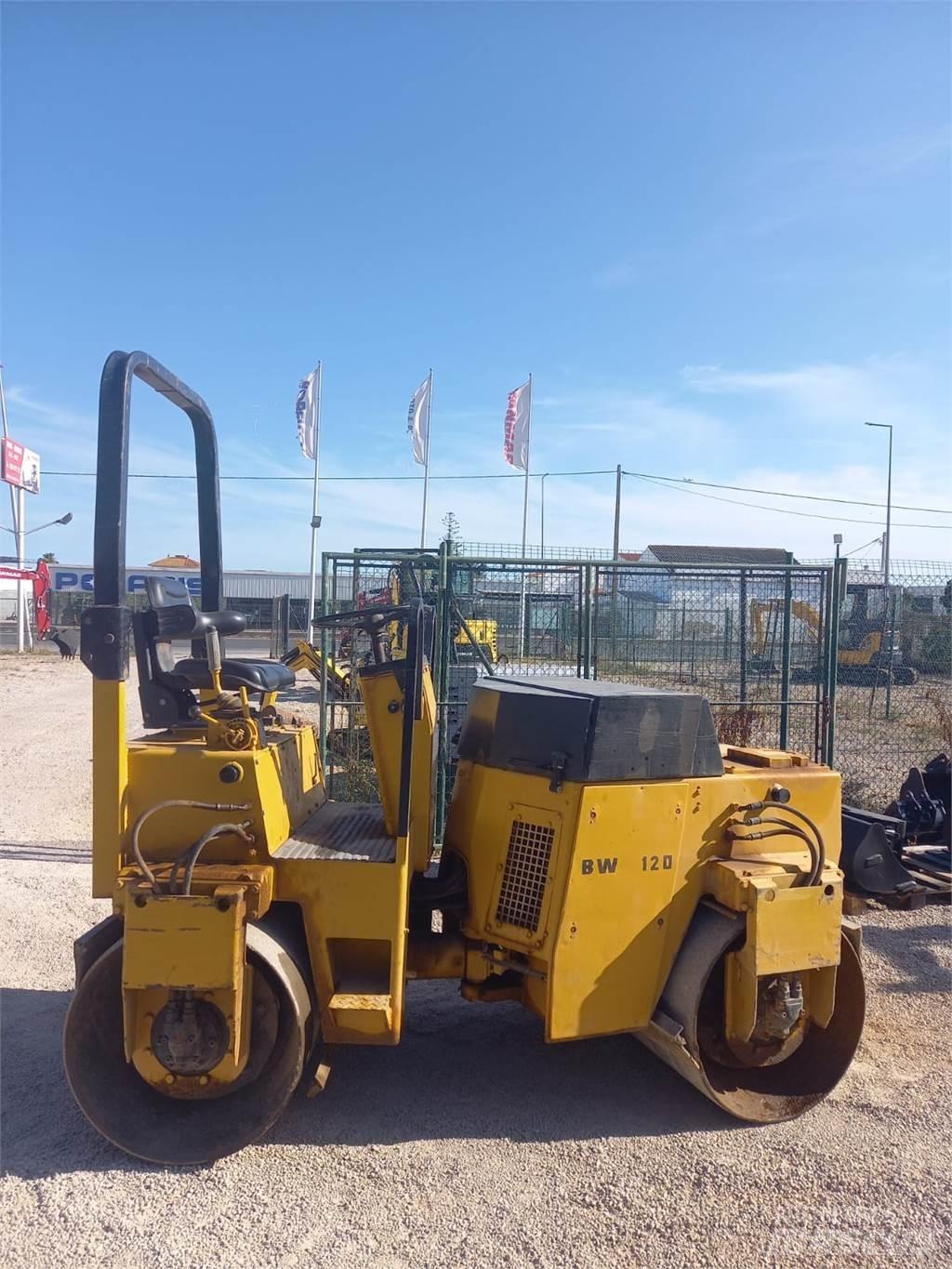Bomag BW120AD 트윈 드럼 롤러