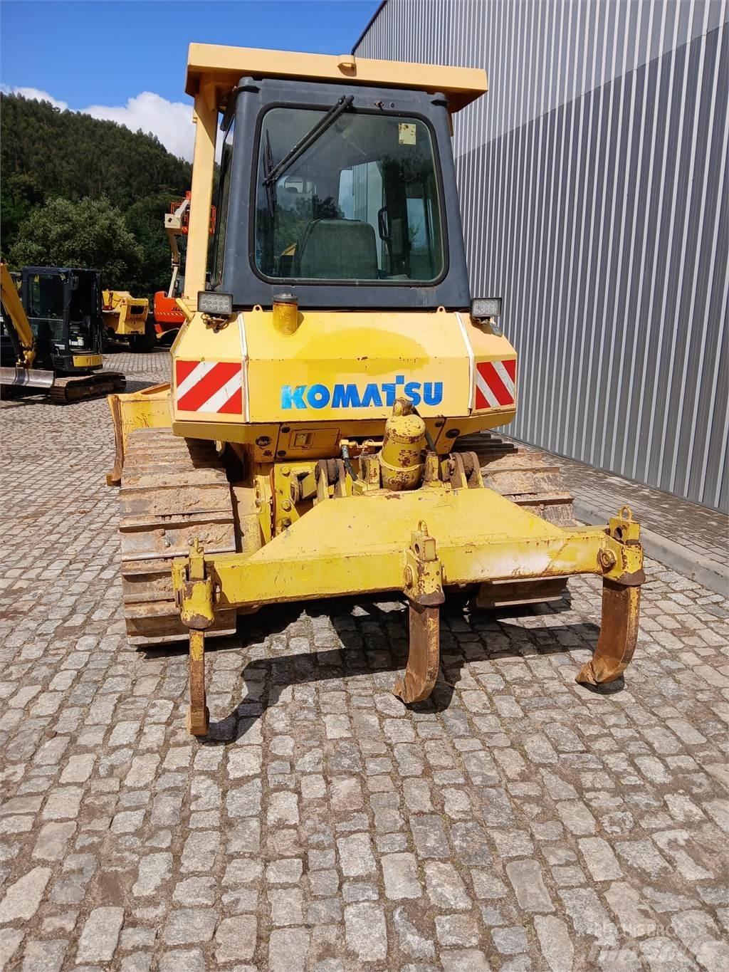 Komatsu D41E-6 파이프레이어 도저