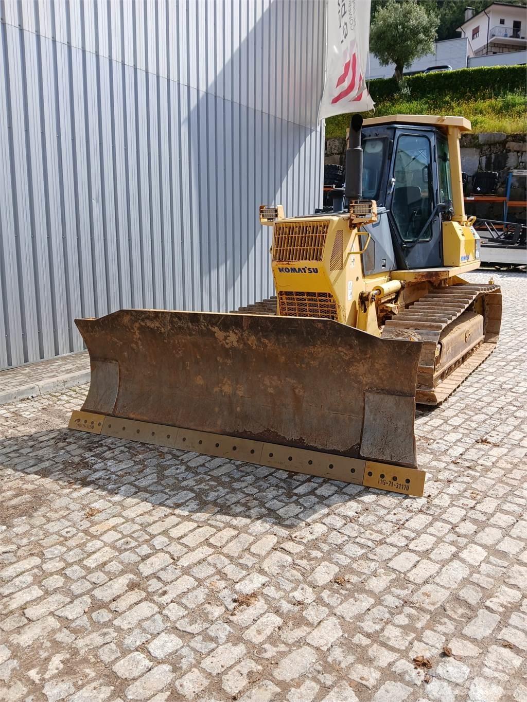 Komatsu D41E-6 파이프레이어 도저