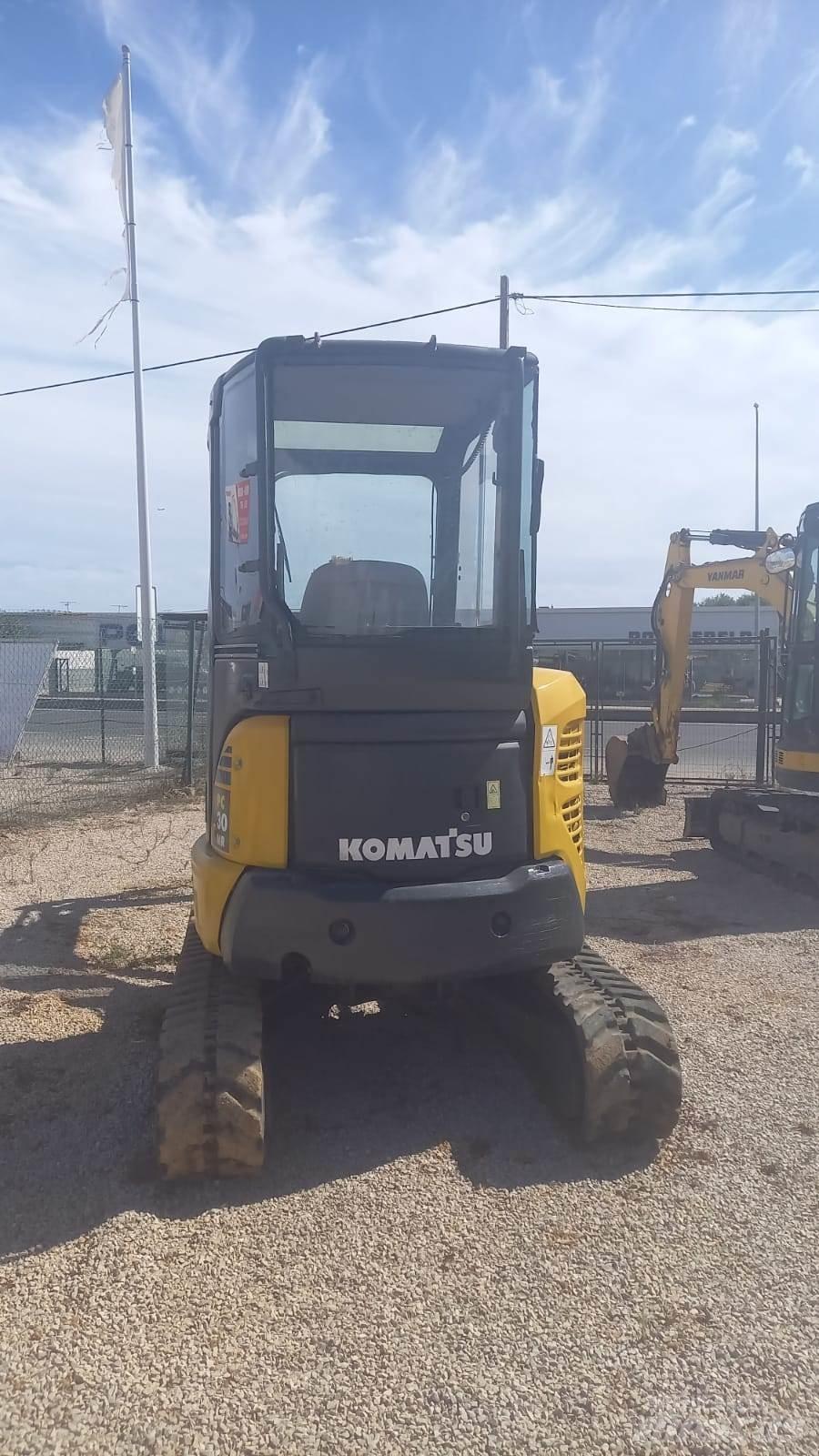 Komatsu PC30MR-2 소형 굴삭기 7톤 미만