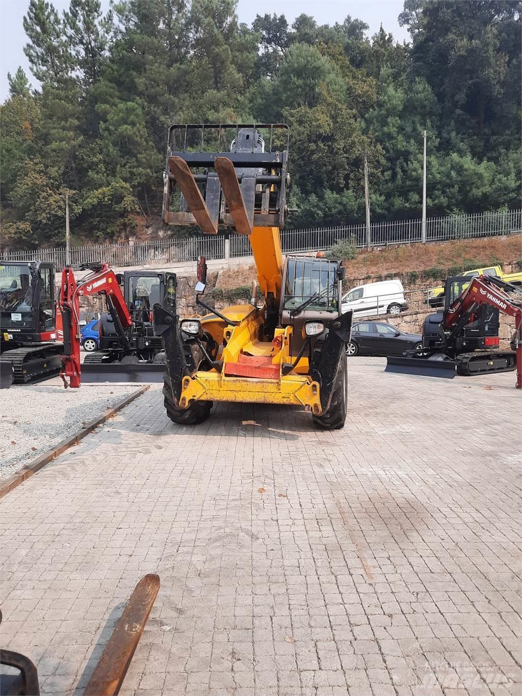 Manitou MT1440 리치 트럭