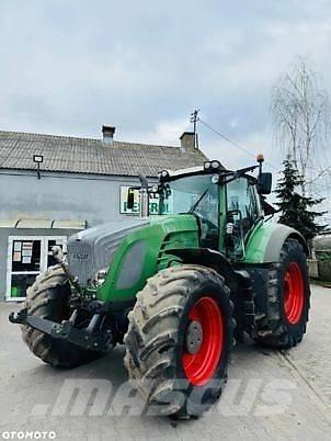 Fendt 933 VARIO 트랙터