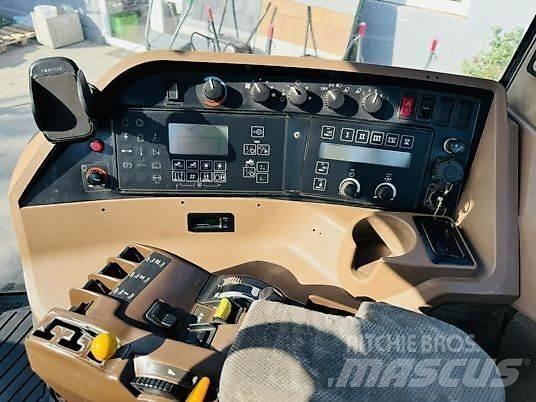 John Deere 8310 트랙터