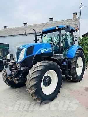New Holland T7.210RC 트랙터