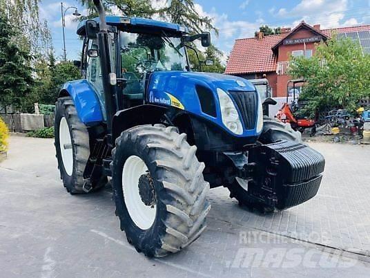 New Holland T7030 트랙터