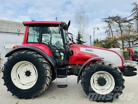 Valtra T160 트랙터