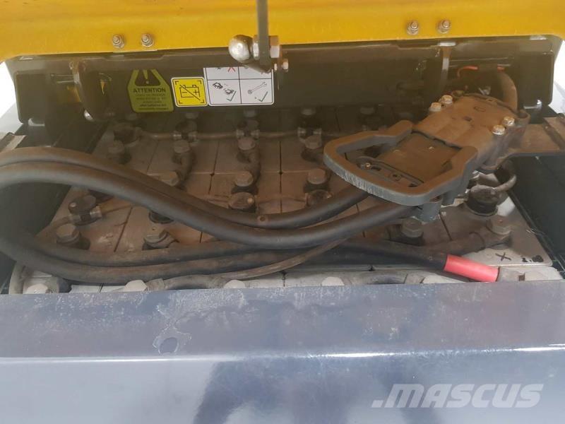 Aisle-Master 15NE RENTAL 협로형 트럭