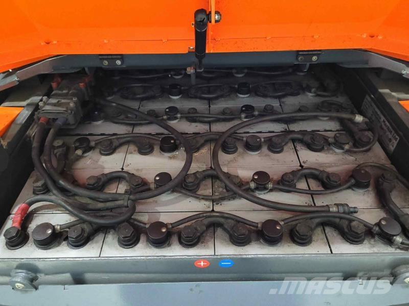 Aisle-Master 20WHE 협로형 트럭