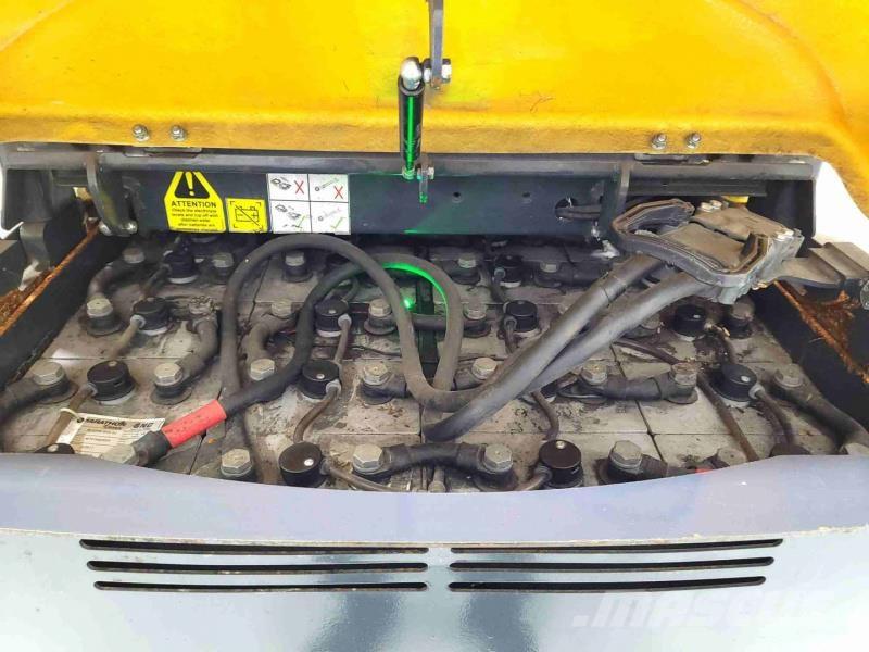 Aisle-Master 20WHE 협로형 트럭