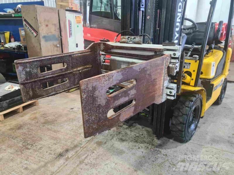 Cascade BALE CLAMP 기타 어태치먼트 및 부속품