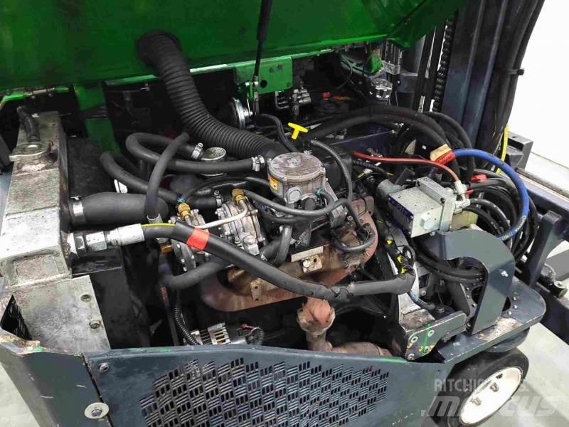 Combilift C3000 CB 4방향 리치트럭