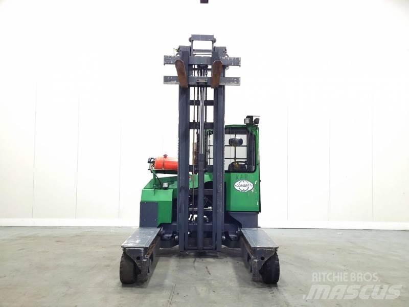 Combilift C4000 4방향 리치트럭