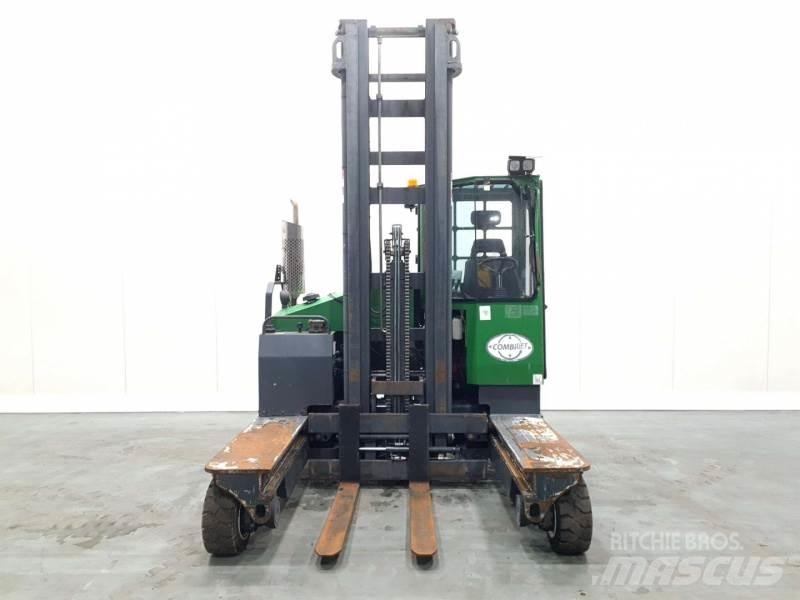 Combilift C4000 4방향 리치트럭