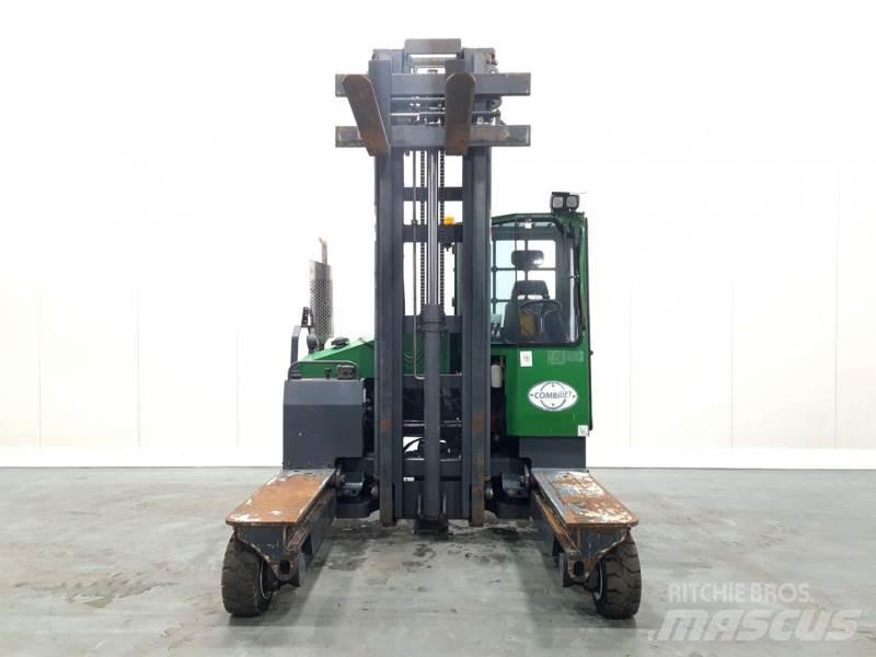 Combilift C4000 4방향 리치트럭