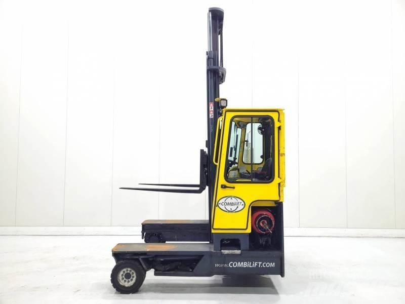 Combilift C4000 4방향 리치트럭
