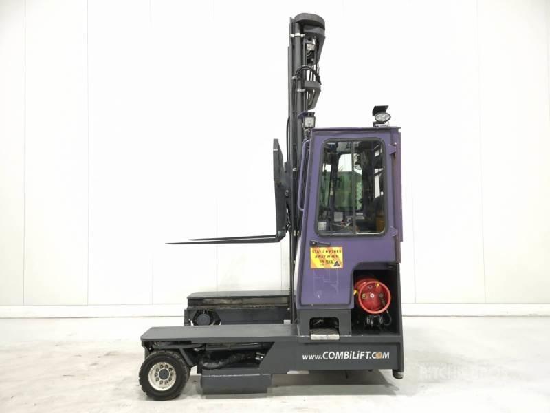 Combilift C4000 4방향 리치트럭