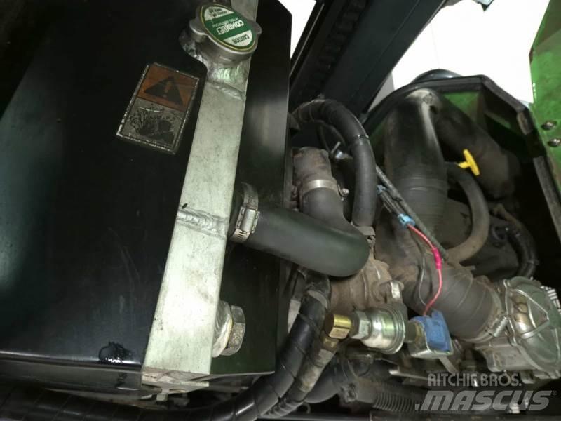 Combilift C4000 4방향 리치트럭