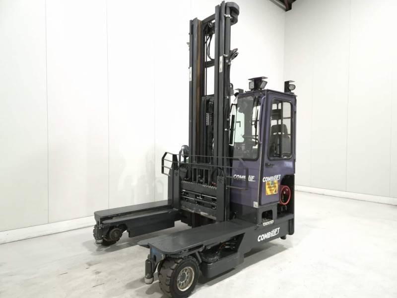 Combilift C4000 4방향 리치트럭