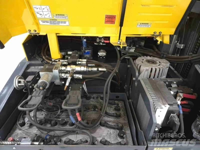 Combilift CBE2500 4방향 리치트럭