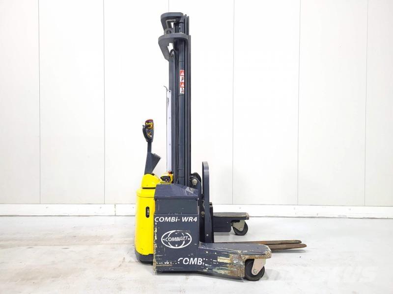 Combilift COMBI-WR4 4방향 리치트럭