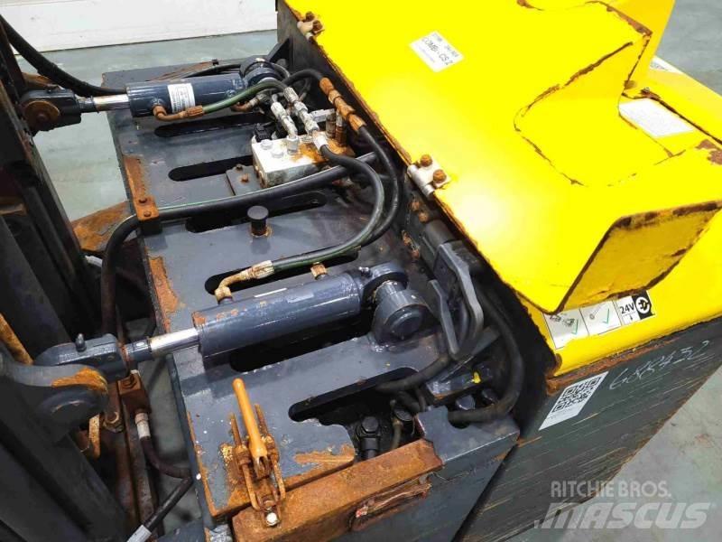 Combilift CS1500 보행식 리치 지게차