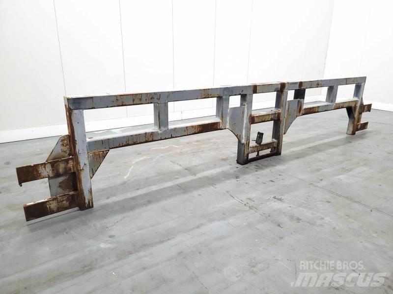 Combilift WFC 기타 어태치먼트 및 부속품