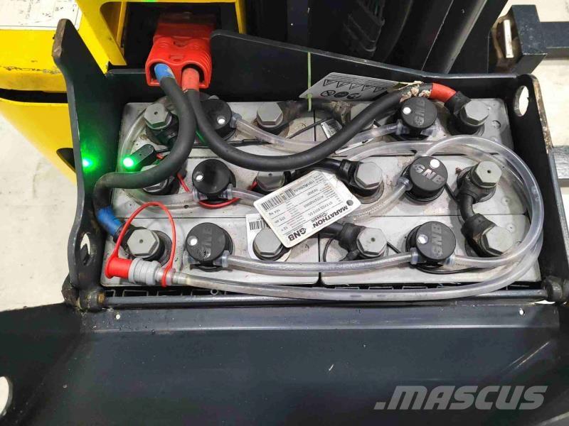 Combilift WR4 리치 스태커