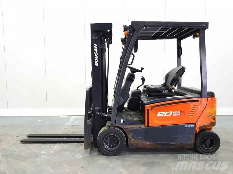 Doosan B20X-7 전동 지게차