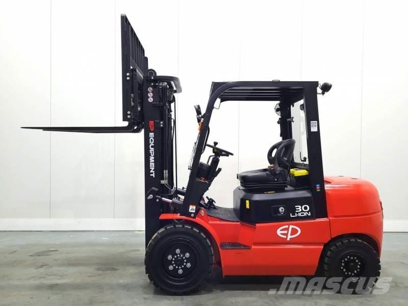 EP EFL302 205 HC 전동 지게차