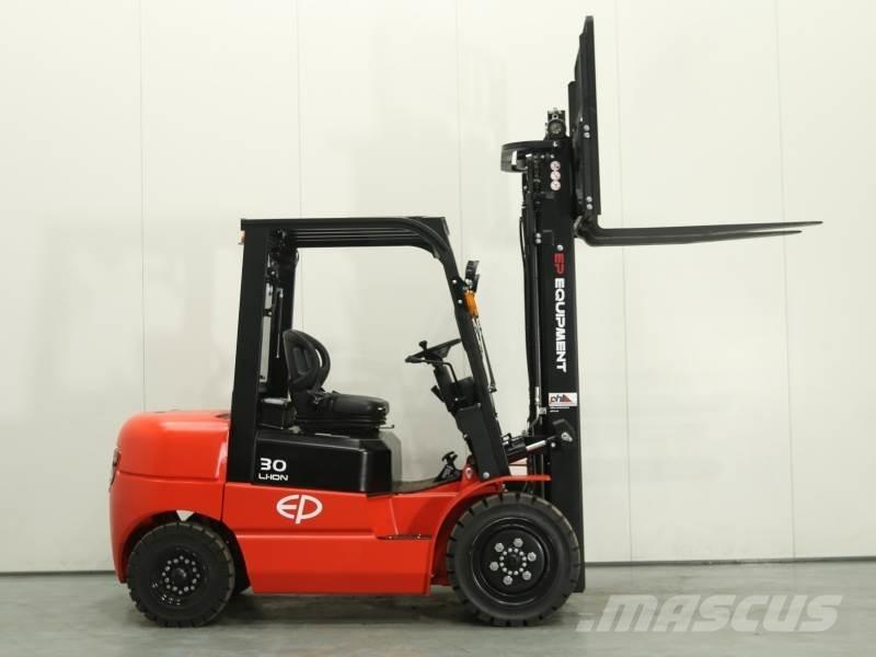 EP EFL302 410 전동 지게차