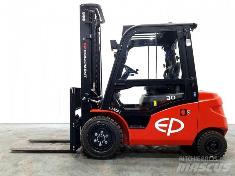 EP EFL303B 205 HC 전동 지게차