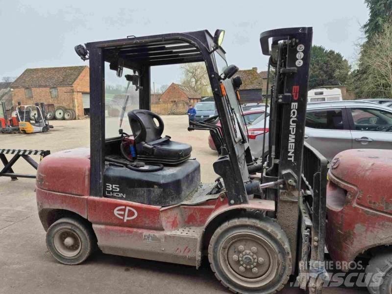 EP EFL352 410 HC 전동 지게차