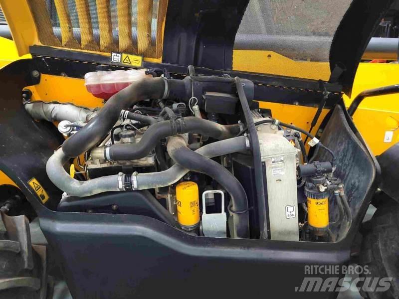 JCB 535-125 HIVIZ 텔러 핸들러