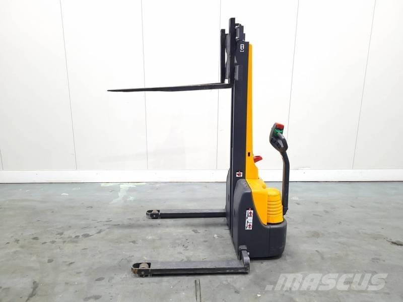 Jungheinrich EMC B10 포크리프트