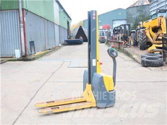 Jungheinrich EMC110 핸드 파레트 스태커