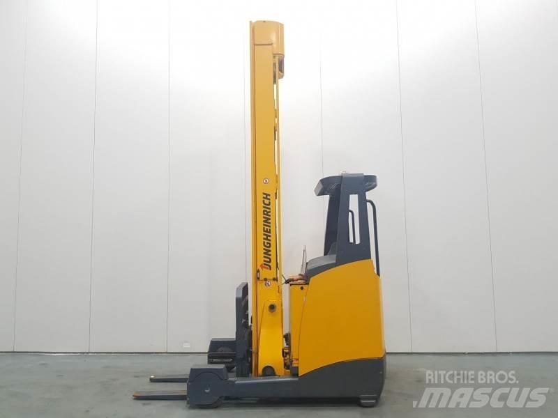 Jungheinrich ETV320 리치 트럭