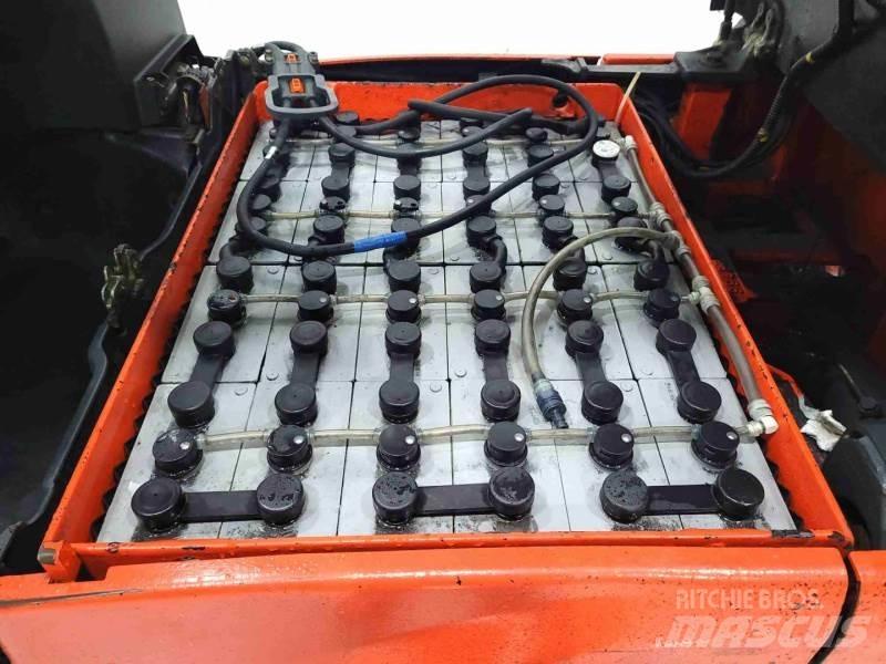 Linde E16PH 전동 지게차