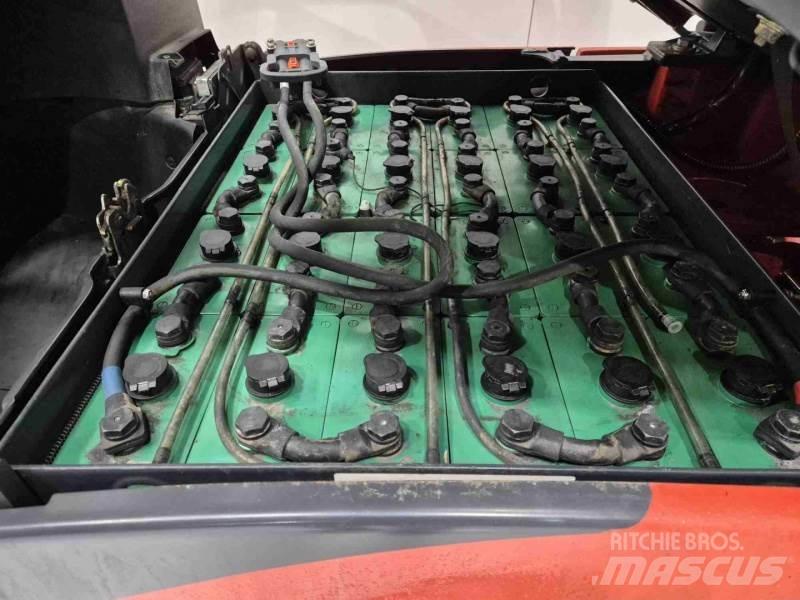 Linde E16PH-02 전동 지게차