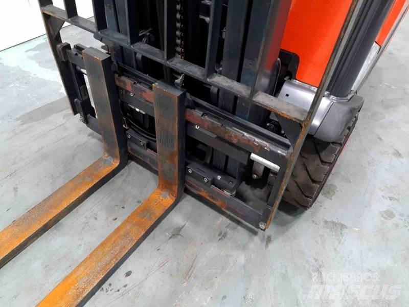 Linde E20PH-02 386 전동 지게차