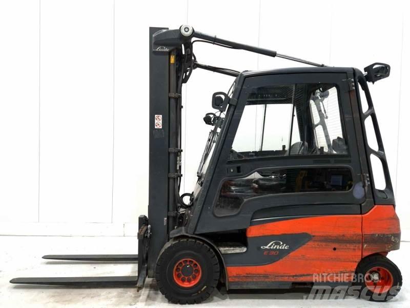 Linde E30L-01 전동 지게차