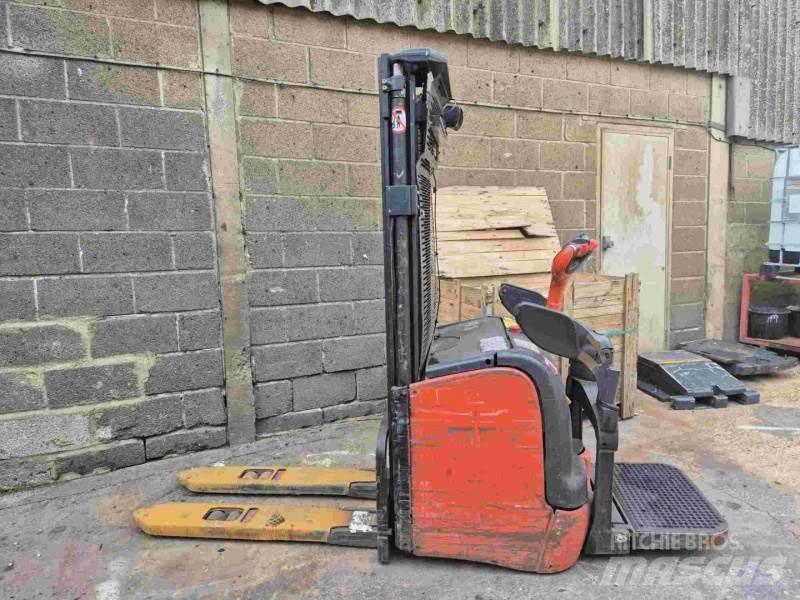Linde L14 AP 핸드 파레트 스태커