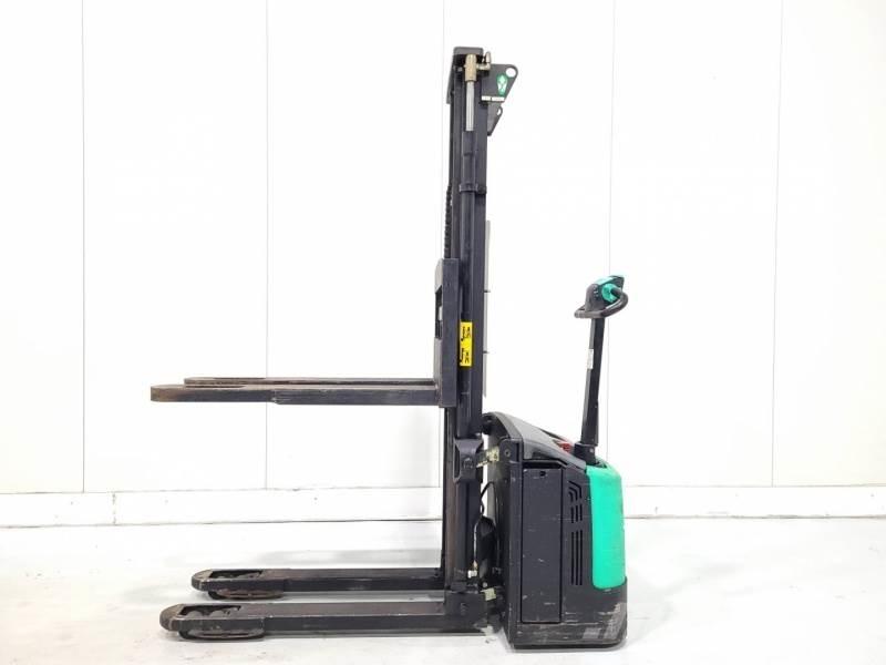 Mitsubishi SBP12NI 핸드 파레트 스태커