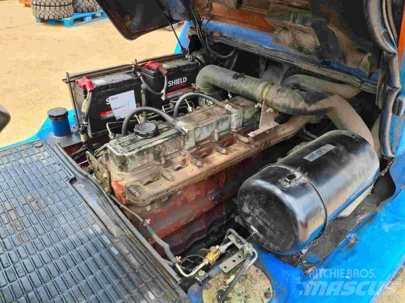 Nissan FO4D40Q2 디젤 지게차
