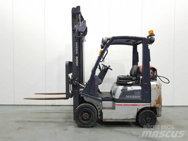 Nissan P1D1A18LQ LPG 지게차
