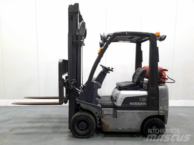 Nissan PD01A15PQ LPG 지게차