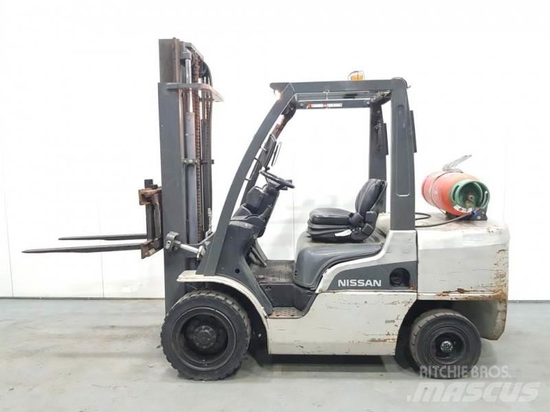 Nissan UG1F2A35DU LPG 지게차