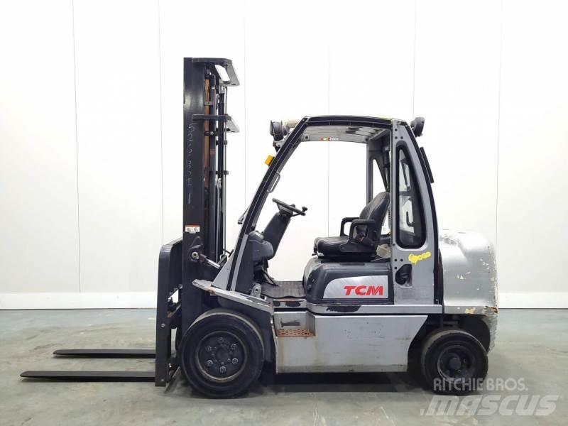 Nissan YG1D2A32H 디젤 지게차