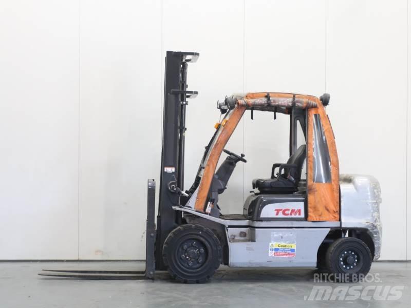 Nissan YG1D2A32H 디젤 지게차