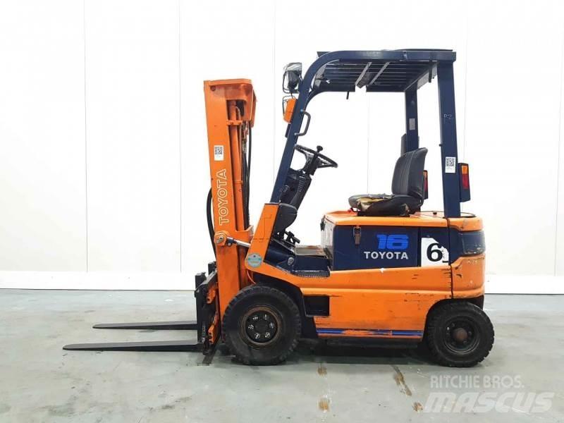 Toyota FMB16 전동 지게차