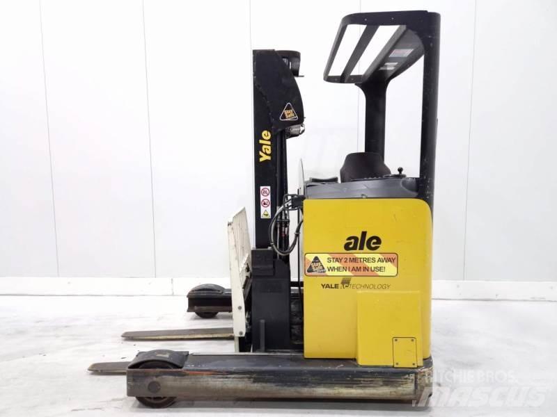 Yale MR14 리치 트럭
